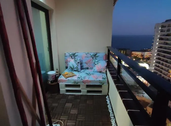 Paradise Apartment, With Wifi And Stunning Sea Views * 아데제