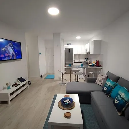 Lejlighed Paradise Apartment, With Wifi And Stunning Sea Views *